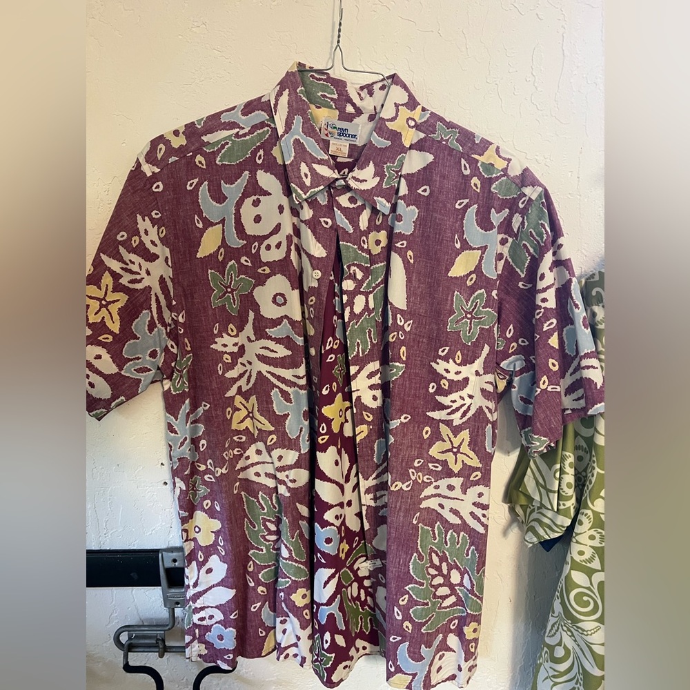 REYN SPOONER SHIRT